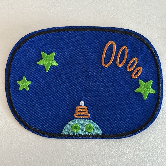 Space-Themed Embroidered Patches - Picture 4 of 10